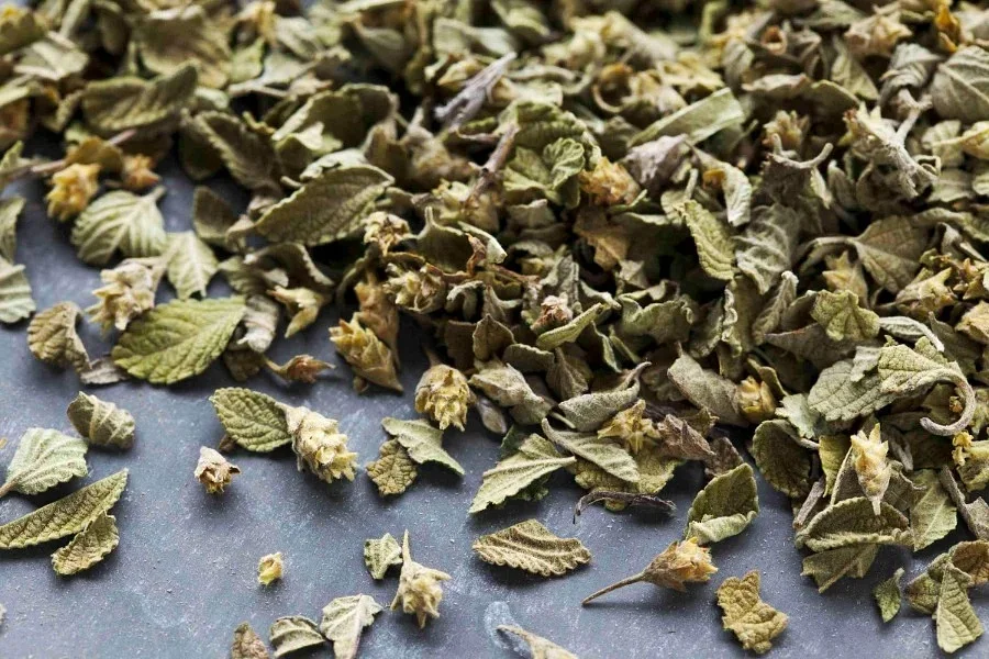 One name, two herbs - Image 1