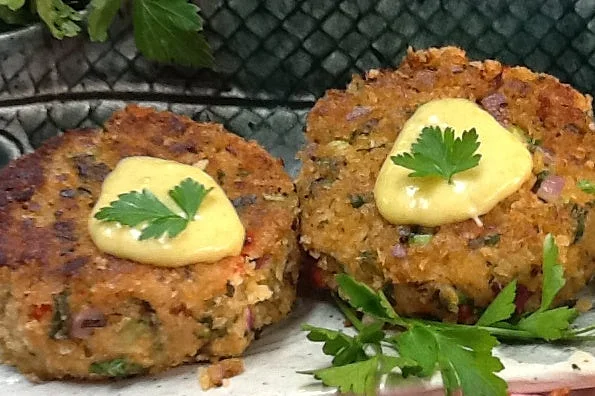 Elliott Bay Seasoned Crab Cakes